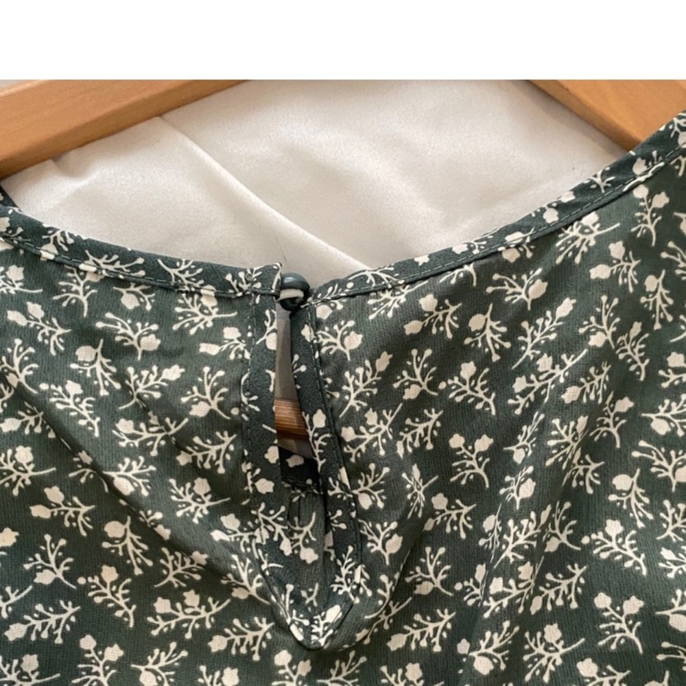 Pretty Garden Maxi Dress - Picture 3 of 3